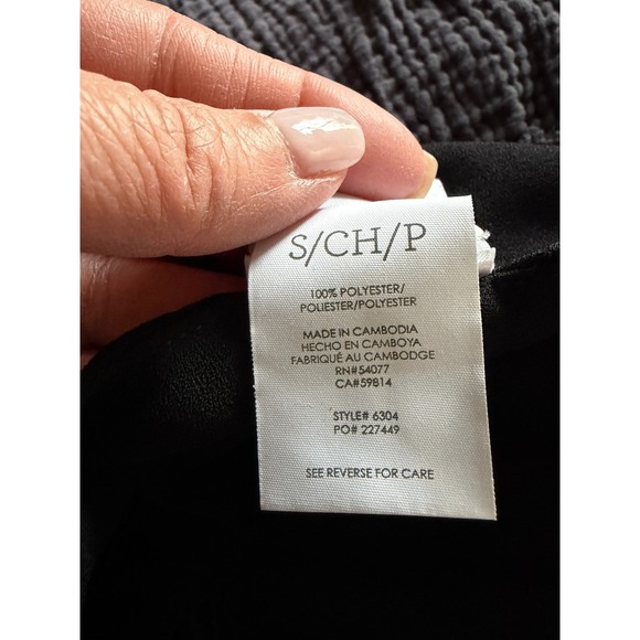 NWOT Cabi Black V-Neck Blouse- Size S Minimalist - Picture 2 of 4